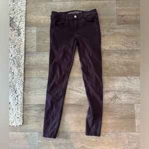 American Eagle Dark Purple jogging Jeans size 4 regular